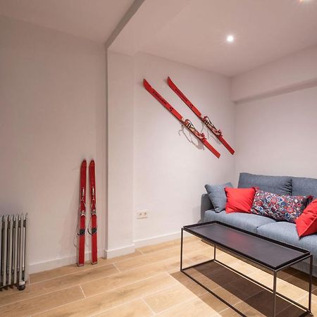 Beautifully Renovated 4 Bedroom Apt + Kid'S Room Сиера Невада Екстериор снимка