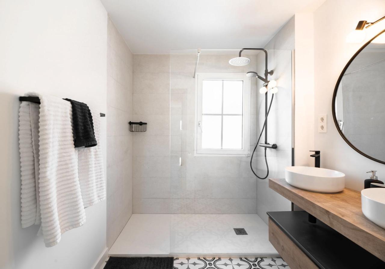 Beautifully Renovated 4 Bedroom Apt + Kid'S Room Сиера Невада Екстериор снимка
