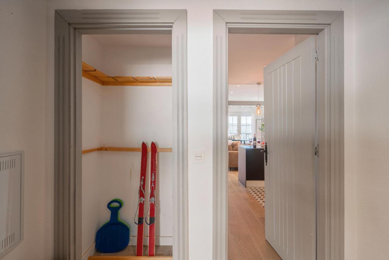 Beautifully Renovated 4 Bedroom Apt + Kid'S Room Сиера Невада Екстериор снимка